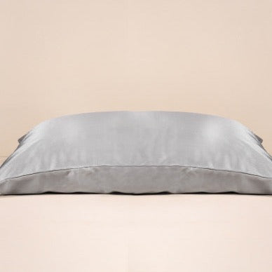 Silk Pillowcase Infused with Hyaluronic Acid